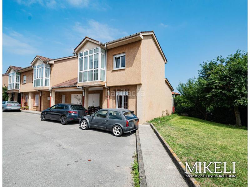 Foto 38469ef8-813f-4ecc-aa05-f39ca056e8ce. Casa bifamiliare con riscaldamento parcheggio in Galizano Ribamontán al Mar