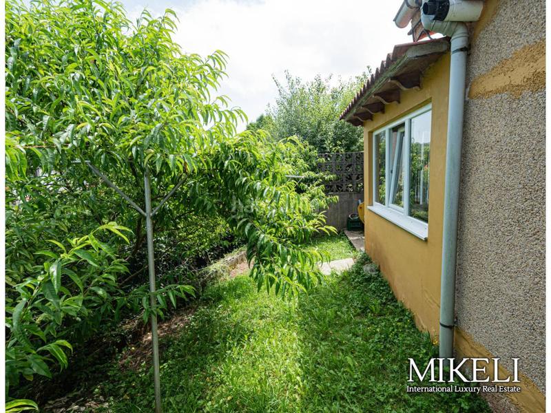 Foto a608f738-05fd-4c3f-bfbc-42e9d02aec20. Casa bifamiliare con riscaldamento parcheggio in Galizano Ribamontán al Mar