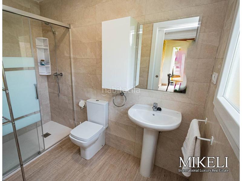 Foto ffcc63b3-6198-461b-8a48-b58bcebff436. Casa bifamiliare con riscaldamento parcheggio in Galizano Ribamontán al Mar