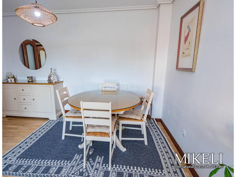 Foto 544309a6-4279-4a3a-a63d-0ec22a05badd. Piso para entrar a vivir con actualización reciente, vende mikeli en Santander