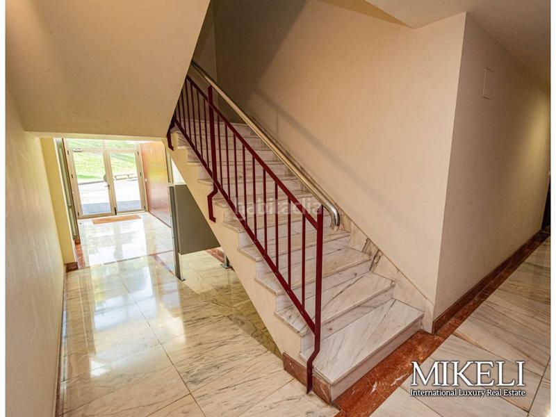 Foto 62aed667-4912-4f00-890e-f23dbc614c1d. Piso para entrar a vivir con actualización reciente, vende mikeli en Santander