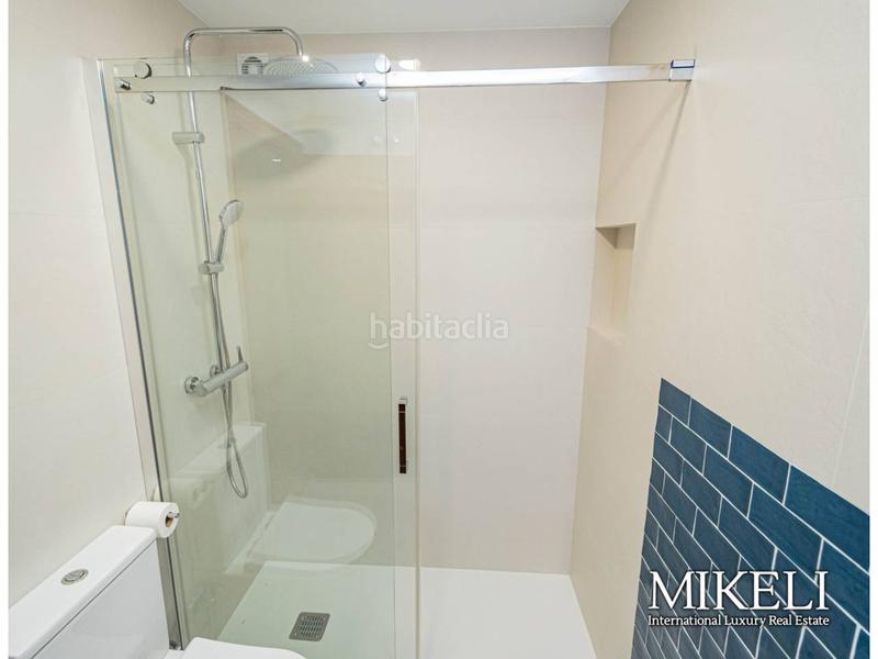 Foto 9b3e07c8-061a-4fcf-8db6-74647408bcbd. Piso para entrar a vivir con actualización reciente, vende mikeli en Santander