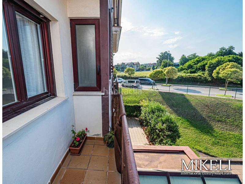 Foto c8557d4f-ffe9-414b-a92c-93fb6c1fe402. Piso para entrar a vivir con actualización reciente, vende mikeli en Santander