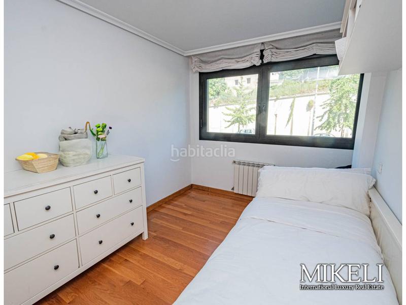 Foto 29720643-9d62-4647-9efe-2be9ce111592. Piso inmueble con mucha luminosidad. en Monte Santander