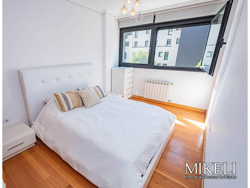 Foto 62457fde-f107-4ac5-9640-31455c166260. Piso inmueble con mucha luminosidad. en Monte Santander
