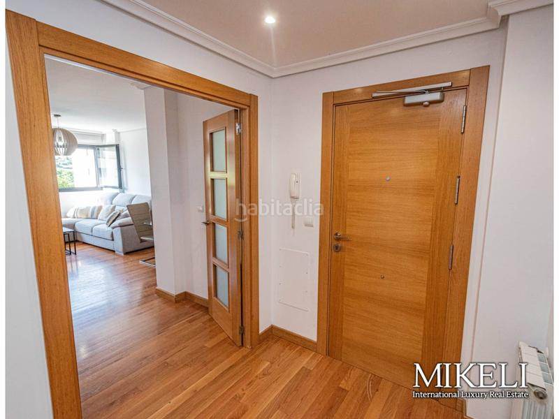 Foto 734dceff-ba67-4b94-869f-c8fd7faa3f7a. Piso inmueble con mucha luminosidad. en Monte Santander