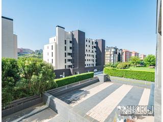 Pis  Ernest lluch. Inmueble con mucha luminosidad.