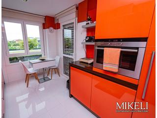 Location Appartement à Pedro rodríguez parets 5. Piso amuelado en alquiler en valdenoja en perfecto estado