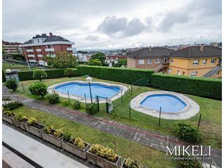 Location Appartement à Pedro rodríguez parets 5. Piso amuelado en alquiler en valdenoja en perfecto estado