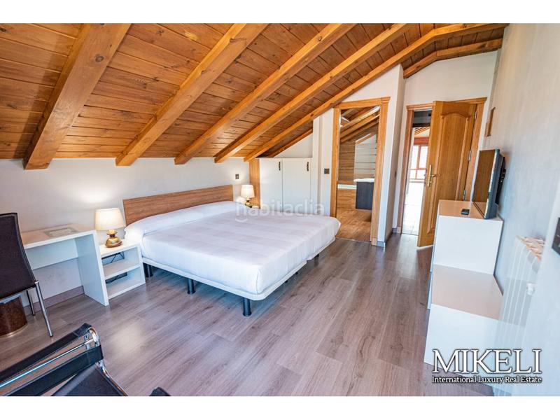 Foto 2a3ec323-c894-4986-81af-2b76099b7007. Chalet magnífico hotel en venta en sobremazas en Anaz - Sobremazas - San Vitores Medio Cudeyo