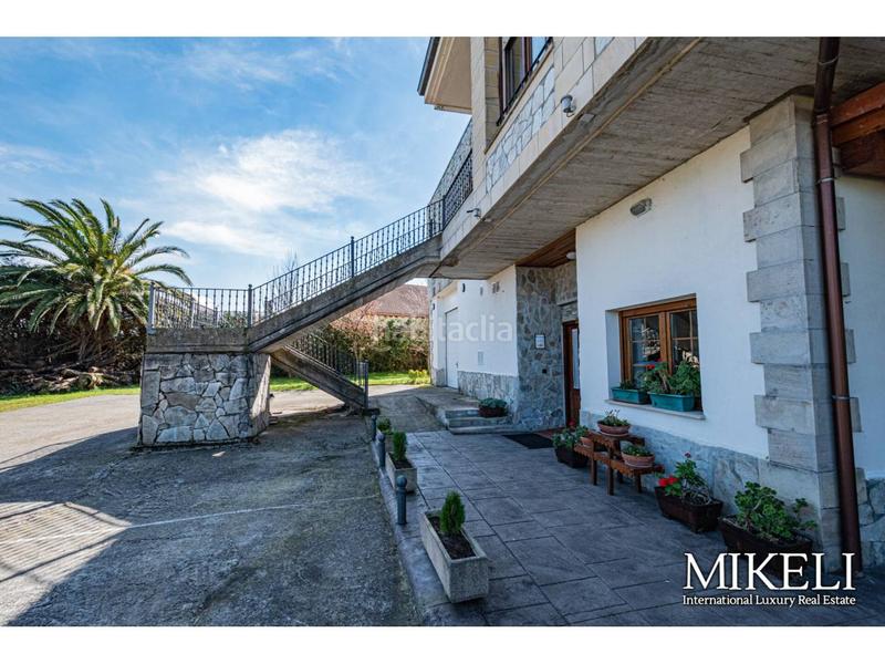 Foto 3cc8a3a7-fba3-4a90-8308-fca62e3b6f9b. Chalet magnífico hotel en venta en sobremazas en Anaz - Sobremazas - San Vitores Medio Cudeyo