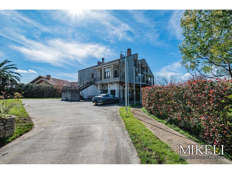 Foto be31d0e2-1aef-45c6-9fce-afdb9a771a81. Chalet magnífico hotel en venta en sobremazas en Anaz - Sobremazas - San Vitores Medio Cudeyo