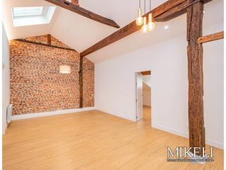 Location Appartement à Jesús del monasterio 6. Impresionante piso reformado a estrenar en alquiler en pleno cen