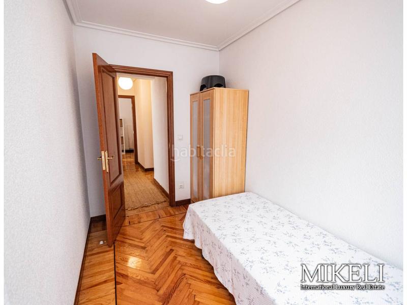 Foto 2f61319b-7850-41d5-a5bd-47e1c0fb18cc. Alquiler piso práctico piso amueblado en alquiler en el centro en Santander