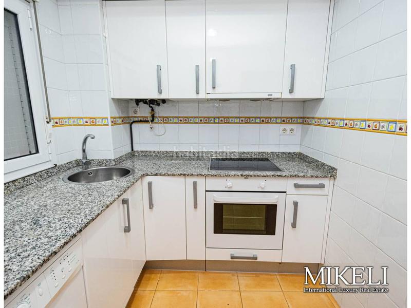 Foto 4c8f4378-1df1-41e8-9e39-ecb2c90f2d06. Alquiler piso práctico piso amueblado en alquiler en el centro en Santander