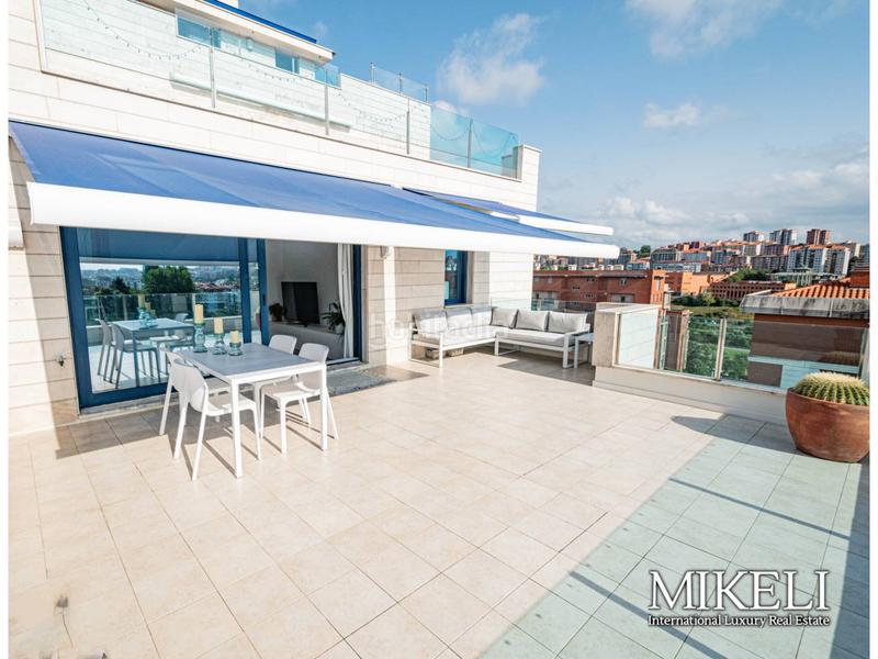 Foto 0d5fae63-6e67-4c4a-989f-d909a269dbfc. Piso exclusiva vivienda con terrazas en Valdenoja Santander