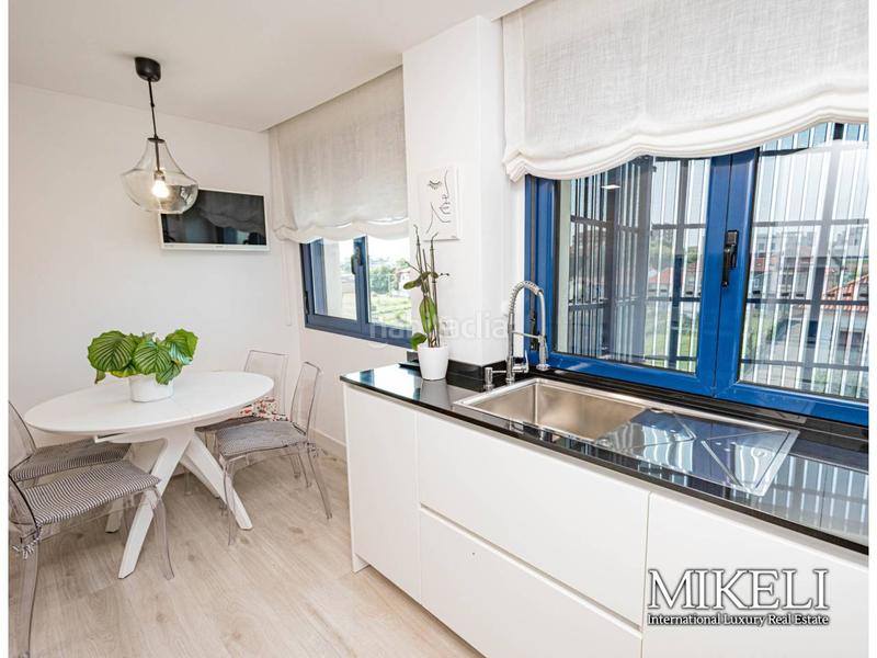 Foto 1113043f-85cb-4010-b87d-2f0d5ed6d92e. Piso exclusiva vivienda con terrazas en Valdenoja Santander