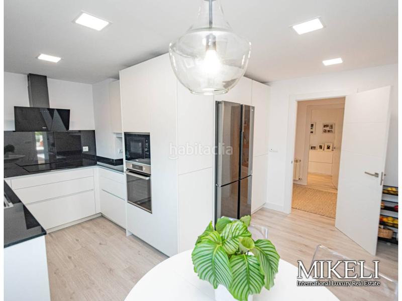Foto 483e6ff4-8067-4aff-a3aa-592edbf35e37. Piso exclusiva vivienda con terrazas en Valdenoja Santander