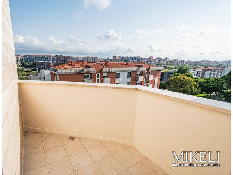 Foto 76277d7d-8e01-4d45-b7cf-508c5919bfcf. Piso exclusiva vivienda con terrazas en Valdenoja Santander