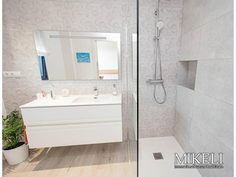 Foto 76a474ca-9a67-4708-828d-8bda1c58a9c9. Piso exclusiva vivienda con terrazas en Valdenoja Santander