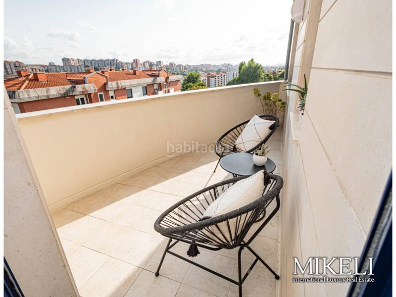 Foto c8f32cbf-2cdc-46a0-ae42-0898c4515d5d. Piso exclusiva vivienda con terrazas en Valdenoja Santander