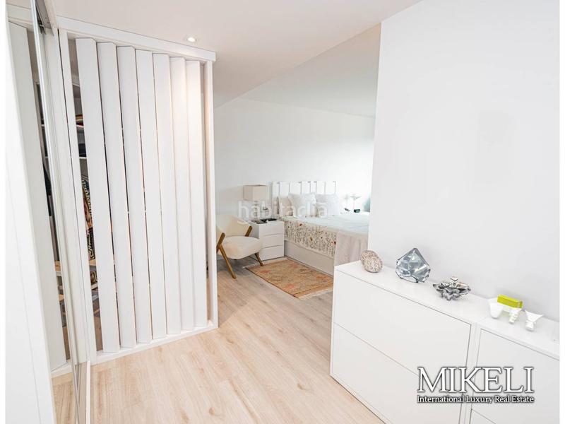 Foto e782fe7b-56f9-45de-a0a7-f727514501d4. Piso exclusiva vivienda con terrazas en Valdenoja Santander