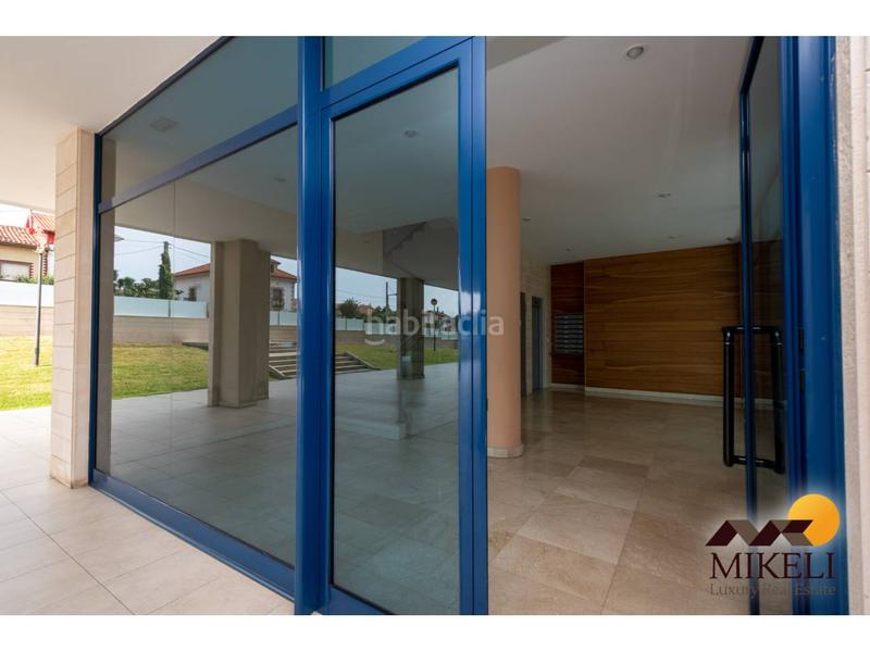 Foto f3b9deae-b15f-4327-8930-5a793937555f. Piso exclusiva vivienda con terrazas en Valdenoja Santander