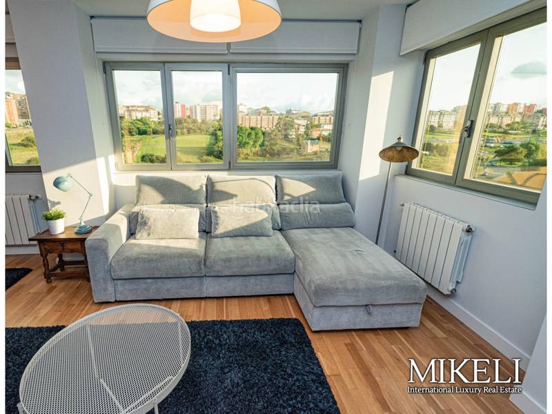 Foto 47bbd469-ad7b-4636-b9be-1e085247c385. Rent flat in castor agra garcía 12 in Monte Santander