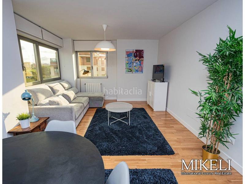 Foto c5621a2d-b119-47e5-9849-c3f02e43e4fb. Rent flat in castor agra garcía 12 in Monte Santander