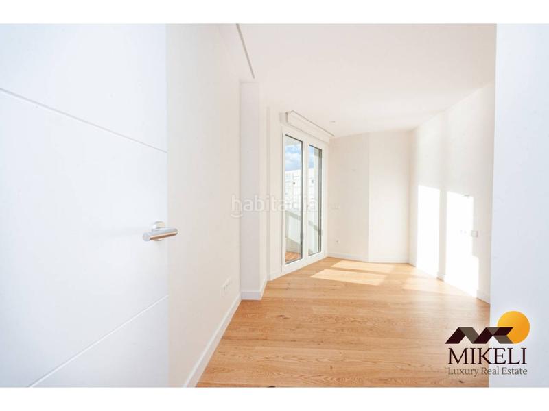 Foto b48ea9c0-1c02-4773-93a4-c6bda0037181. Rent flat with heating parking in El Sardinero Santander
