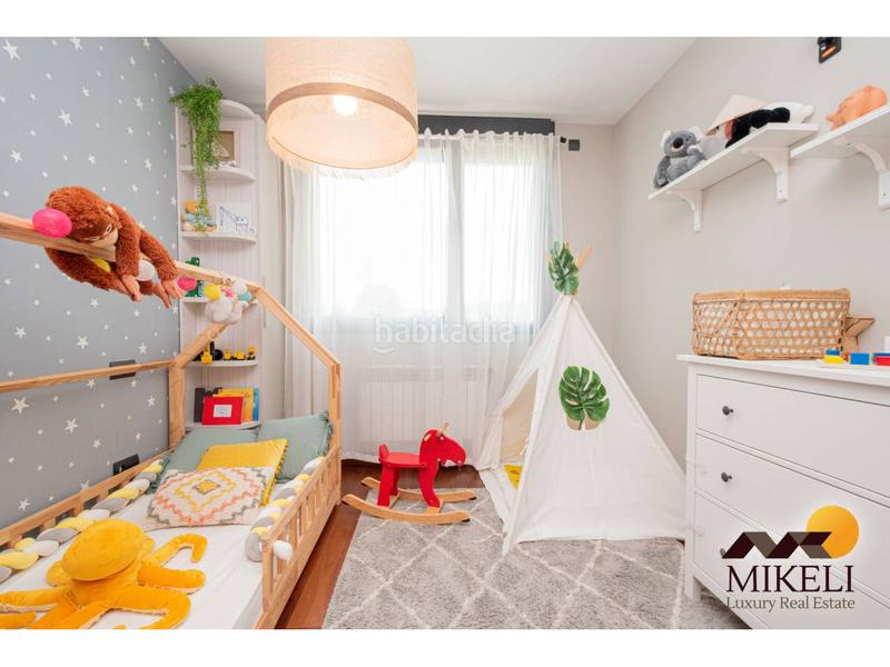 Foto 1a4f5b1e-353c-43c2-ba29-3de29e8ca128. Casa aparellada amb calefacció aparcament a Alisal - San Román Santander