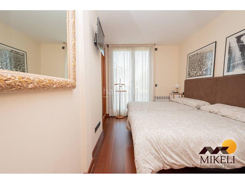 Foto 678ae12e-3d91-46f0-8383-64d3d1fb87aa. Casa aparellada amb calefacció aparcament a Alisal - San Román Santander