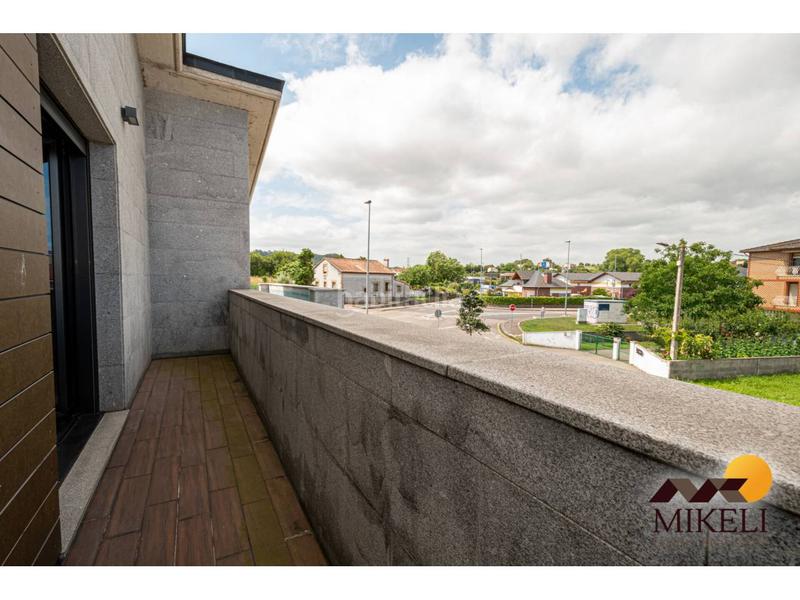 Foto aa87e5fc-67d3-4abf-b4e3-22d89e10aaae. Casa aparellada amb calefacció aparcament a Alisal - San Román Santander