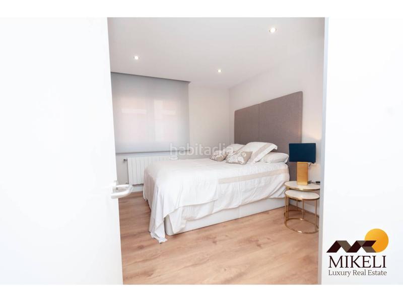 Foto 45c2af46-7aa6-4abd-9c19-b50e5a613fda. Rent flat in laredo 15 in Puerto Chico Santander