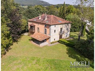 Casa  Secadura. Casona restaurada del siglo xvii