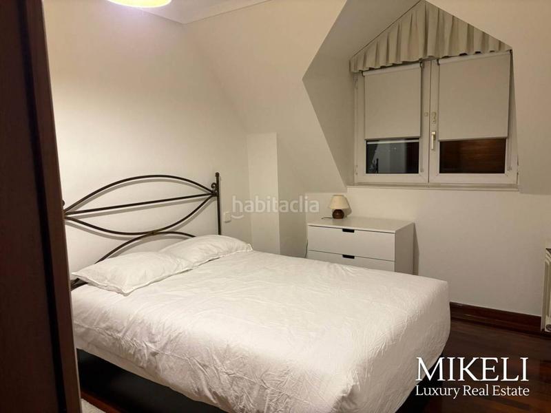 Foto 4ed5716d-7efc-4c3d-9b77-e58efe319bd5. Rent duplex with heating in Puerto Chico Santander