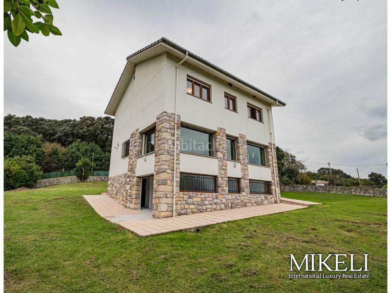 Foto 0851f738-edc2-426b-bc23-99ca6b7bdf03. Casa  independiente con vistas al mar y a la campiña en buelna, asturias en Llanes
