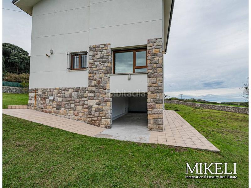 Foto 309fb7df-5717-415d-8b42-6ef9279011fa. Casa  independiente con vistas al mar y a la campiña en buelna, asturias en Llanes