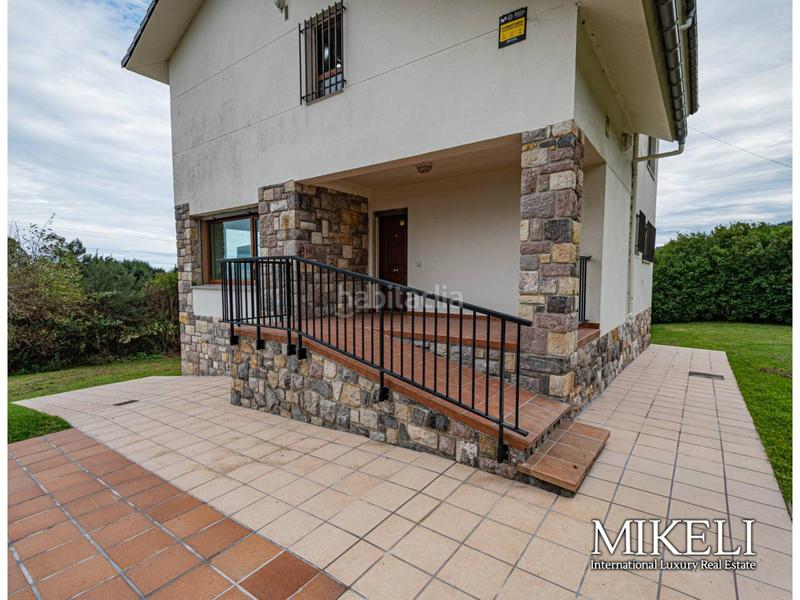 Foto 5f8db894-afc5-415f-8b15-f394328b0b05. Casa  independiente con vistas al mar y a la campiña en buelna, asturias en Llanes