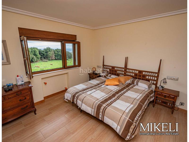 Foto ae6030ae-a374-4b3f-9e12-ba2f2374e04a. Casa  independiente con vistas al mar y a la campiña en buelna, asturias en Llanes