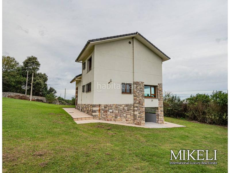 Foto bcee1a73-5824-4d9d-a5d3-ec0c9a23e006. Casa  independiente con vistas al mar y a la campiña en buelna, asturias en Llanes