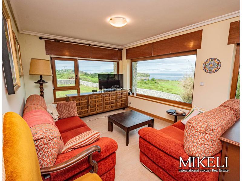 Foto e850bcc0-26c9-4db8-bbfc-ed9e73071c3d. Casa  independiente con vistas al mar y a la campiña en buelna, asturias en Llanes