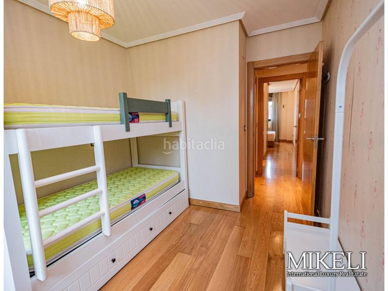 Foto 5deb0de1-27cc-4903-b4b1-fc4461219126. Affitto appartamento con riscaldamento parcheggio piscina in Santander