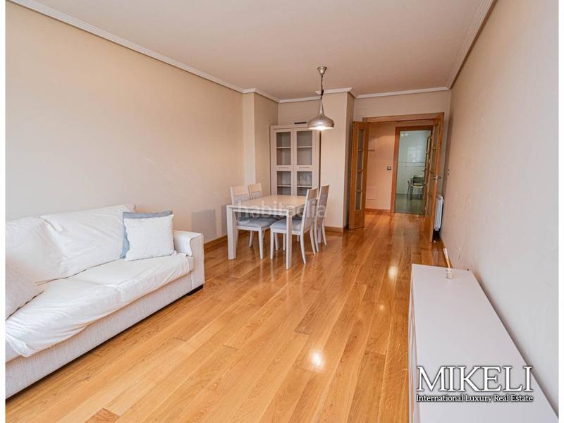 Foto 2af79748-e8a3-46e6-8a5e-2eeb4e40cb0a. Location appartement avec chauffage parking piscine dans Santander