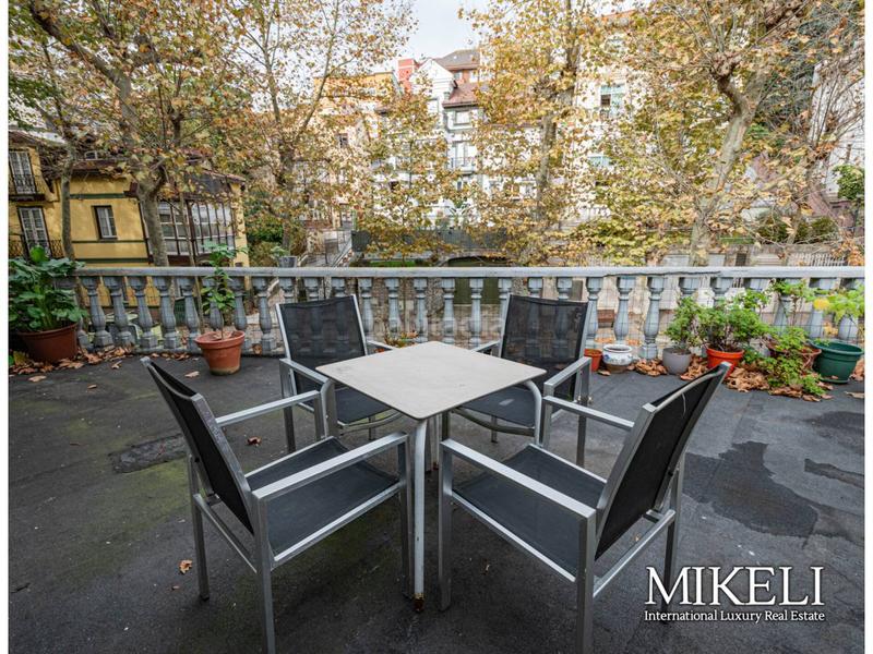 Foto 36a80ecb-fe1b-4a18-95e4-3a8a35dfeef0. Dúplex amb calefacció a General Dávila Santander