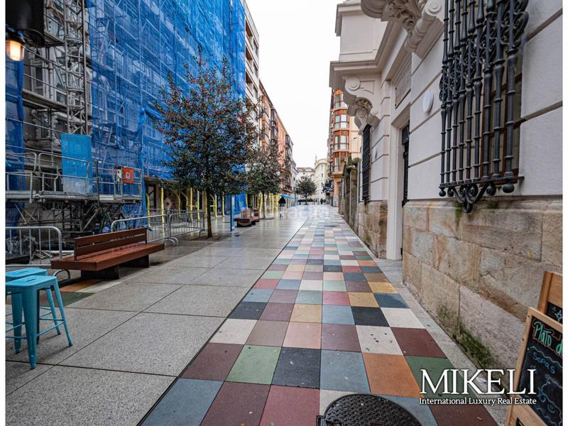 Foto 0109841f-1773-4b90-9f2b-4e99f49957c8. Rent flat with heating in Centro - Ayuntamiento Santander