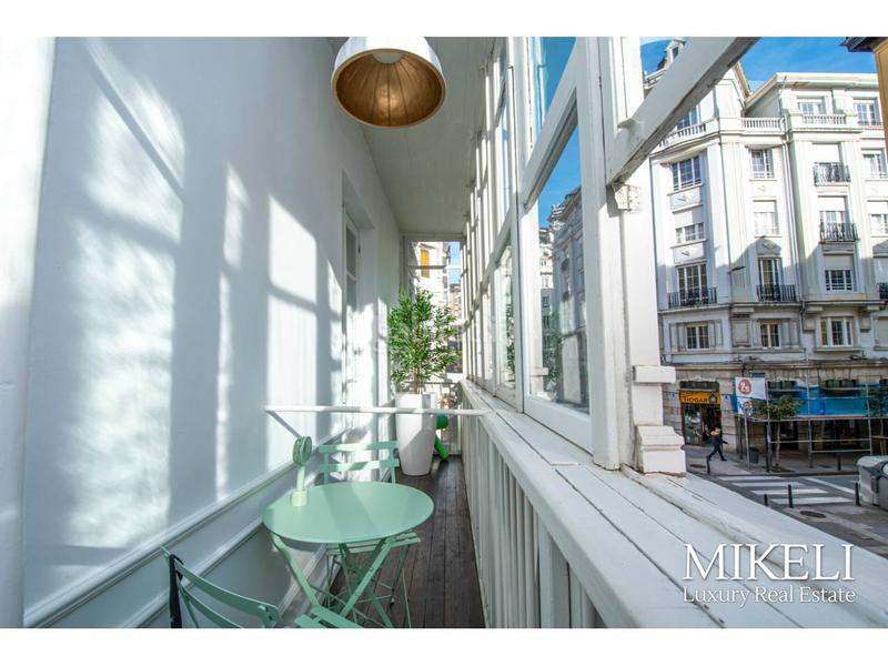 Foto 9bb8cdb7-ab6b-49e6-9425-2c8789cb4b98. Appartement avec chauffage dans Puerto Chico Santander