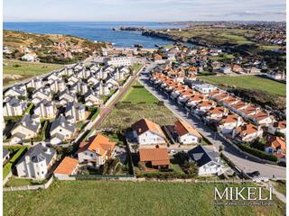 Xalet  La playa de san juan de la canal. Chalet independiente en  san juan de la canal , vende mikeli