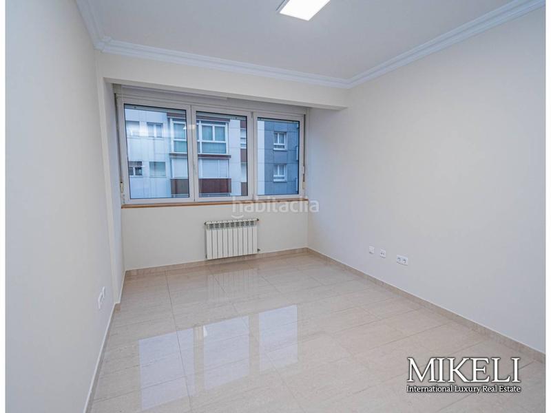 Foto 8a553cf0-9c2a-4cf1-aa36-53a0c6a828e3. Affitto appartamento con riscaldamento in Cuatro Caminos Santander