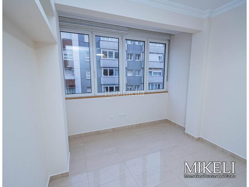 Foto 8bf301d9-c3ee-465f-93c4-846a20935720. Affitto appartamento con riscaldamento in Cuatro Caminos Santander